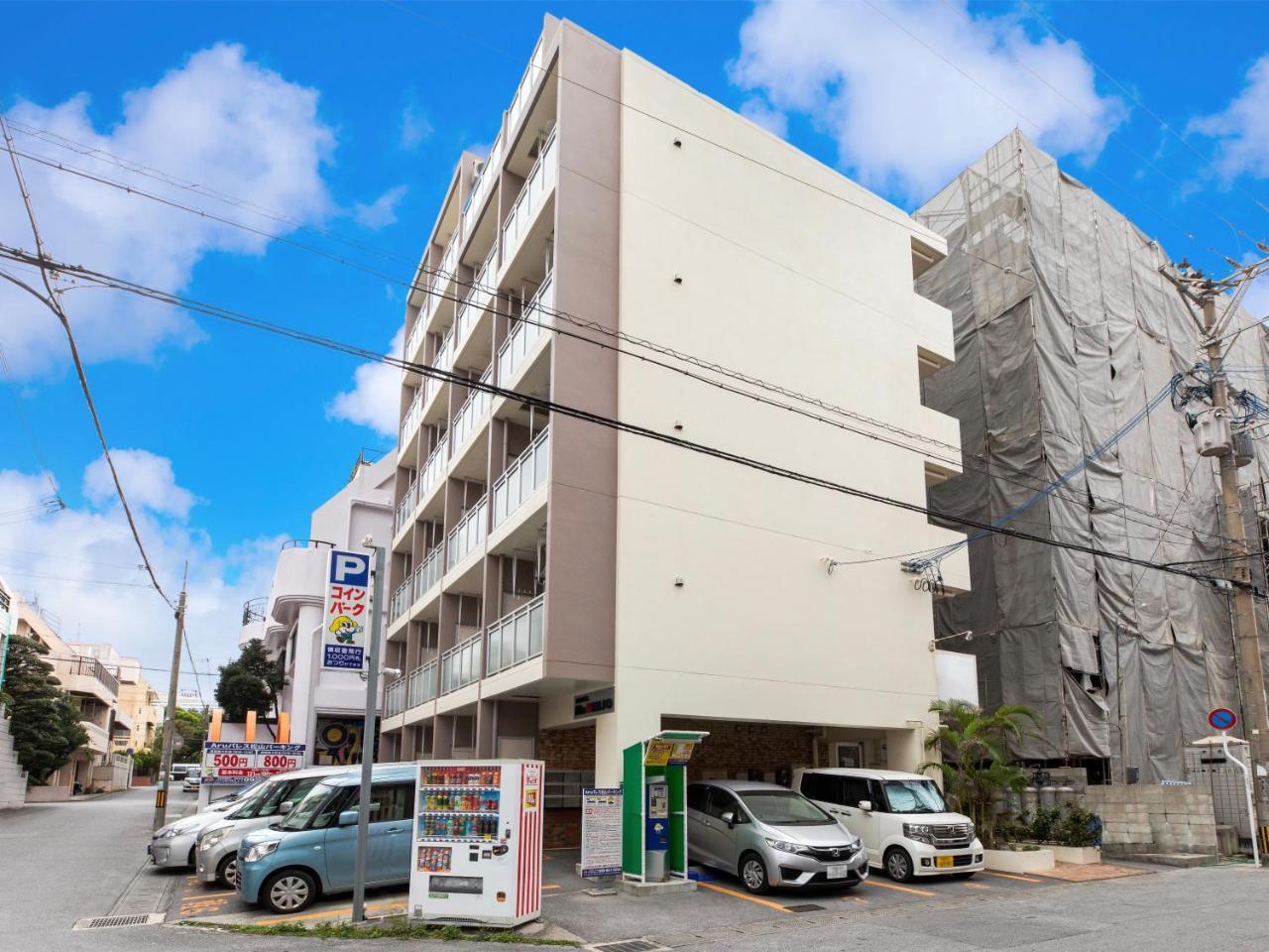 Mr.Kinjo In Kume Aparthotel Naha Exterior foto